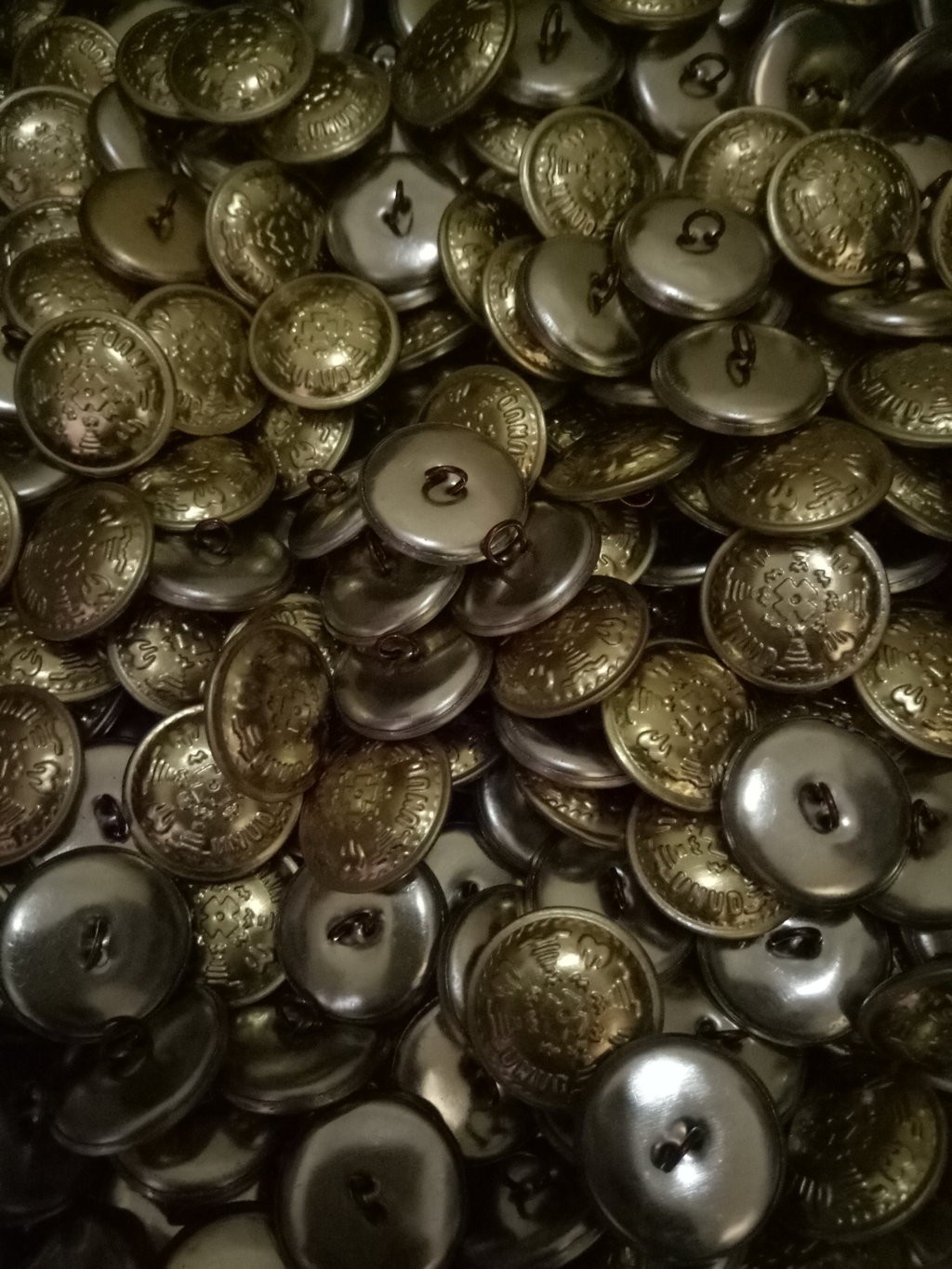 Kancing Jas Almamater Universitas Udayana Denpasar Bali