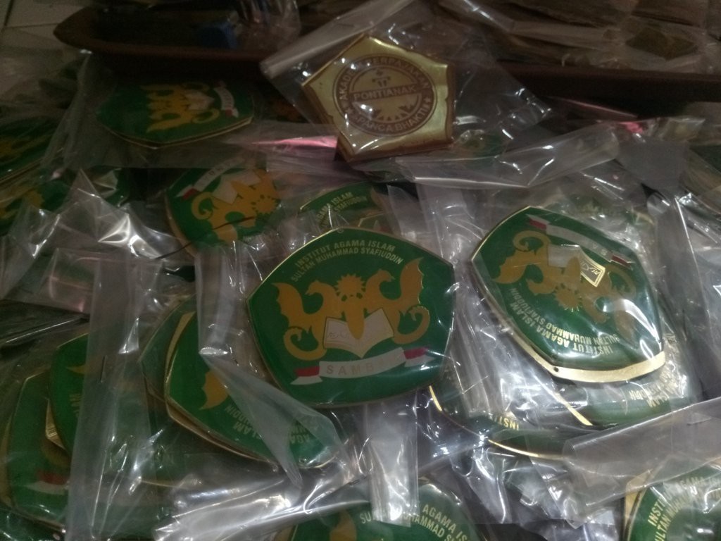 Medali Wisuda IAI Sultan Muhammad  Syafiuddin Sambas