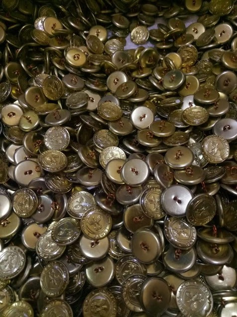 Kancing Jaket Almamater Universitas Negeri Jambi