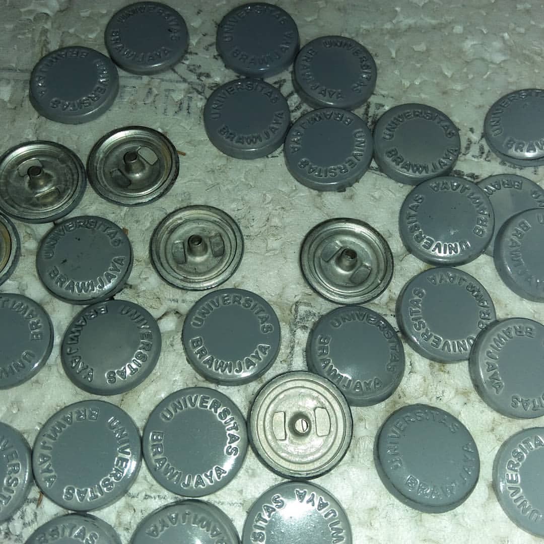 Kancing Jaket Mahasiswa Universitas Brawijaya , UB , UNIBRAW