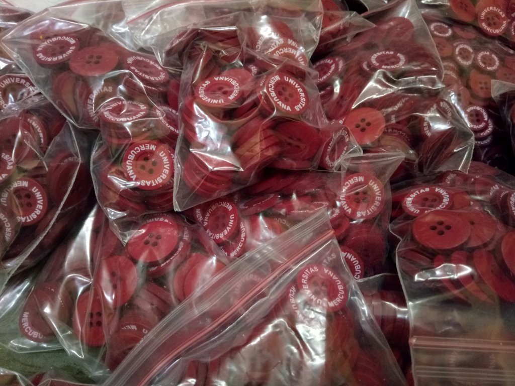 Kancing Jas Almamater Universitas Mercubuana Jakarta