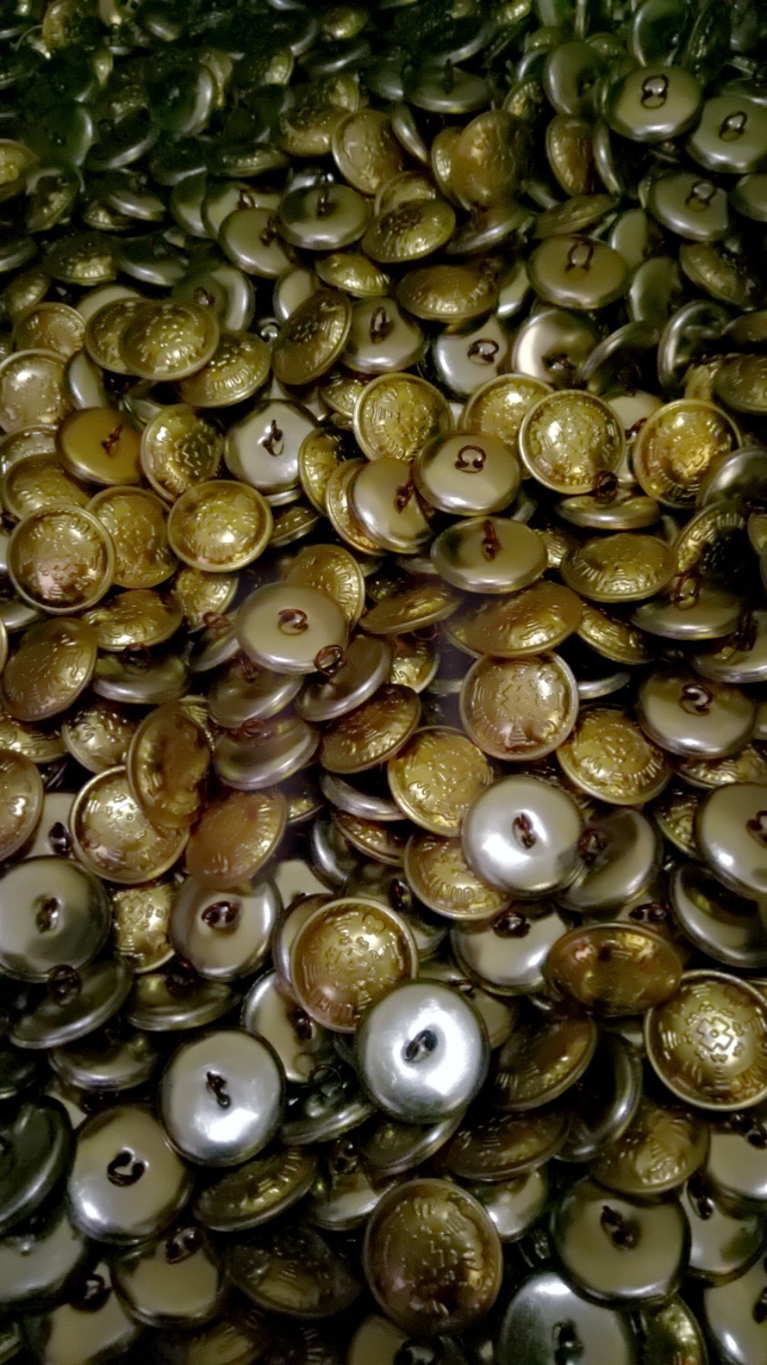 kancing jas almamater unud