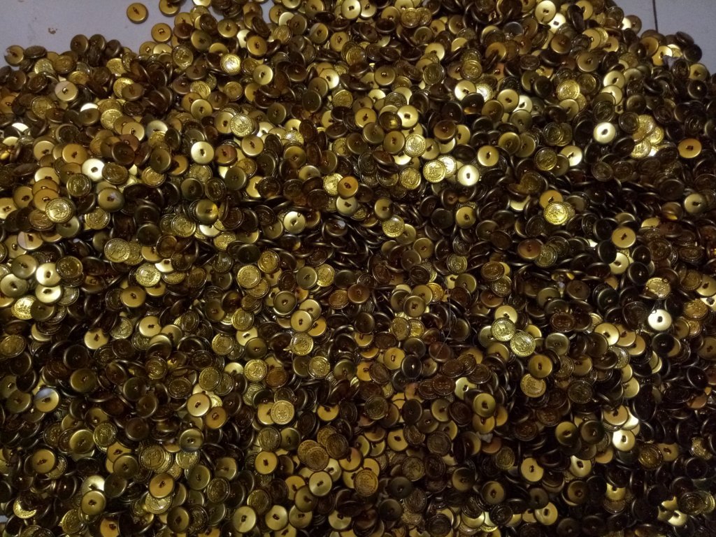 Kancing Jas Almamater Stan Jakarta